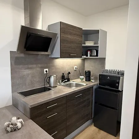 Appartamento Plně Vybavený Krásný 1kk S Balkonem, Výhledem