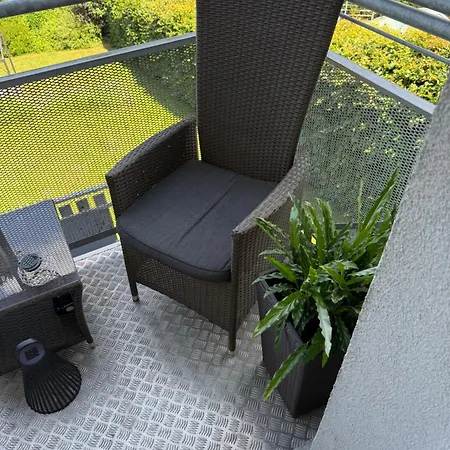 Plně Vybavený Krásný 1kk S Balkonem, Výhledem * Jablonec nad Nisou