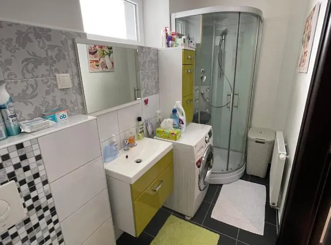 Plne Vybaveny Krasny 1kk S Balkonem, Vyhledem 公寓 *